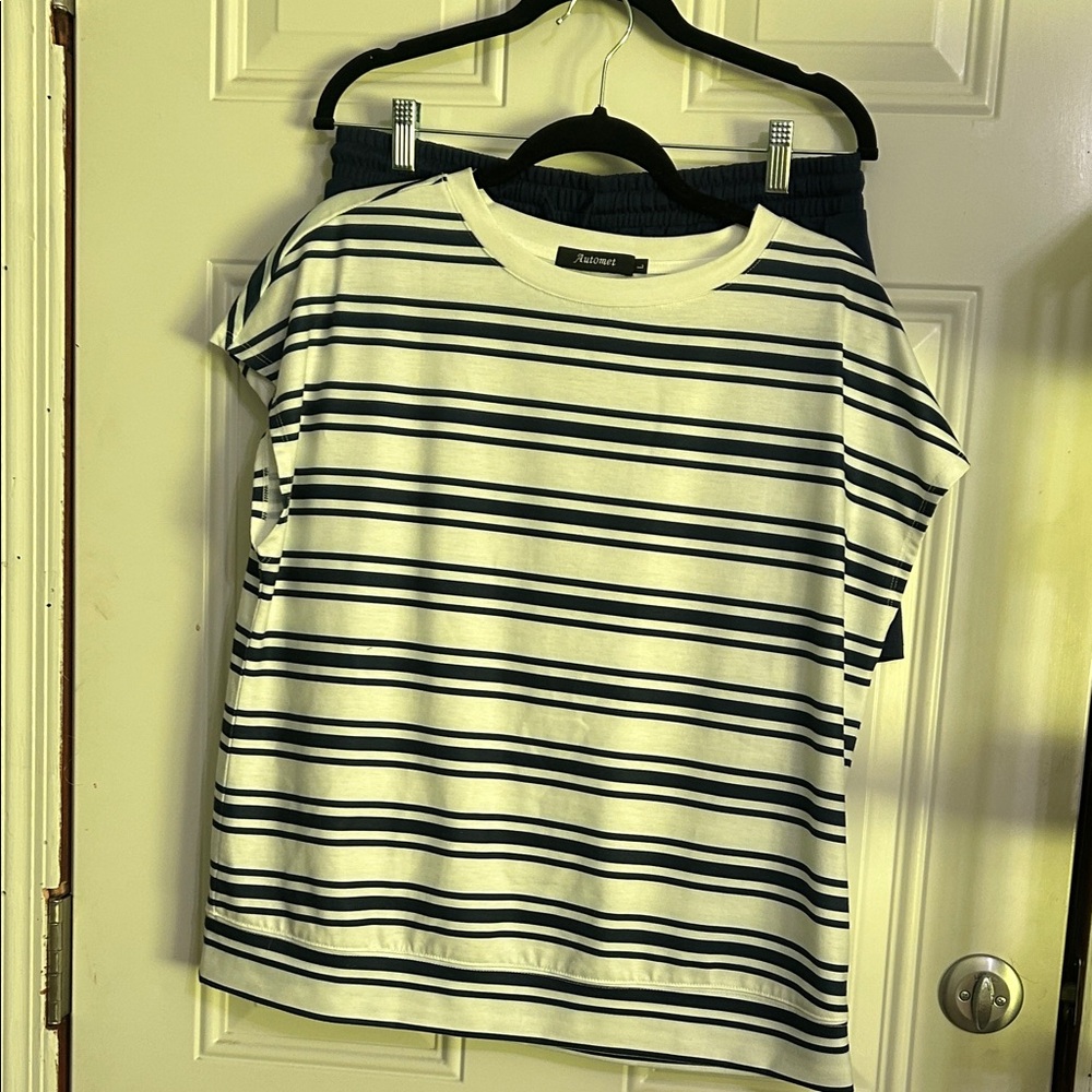 Madewell Striped Crewneck Tee in White and Navy